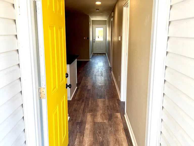 1109 Mechanics Way — Photo 12