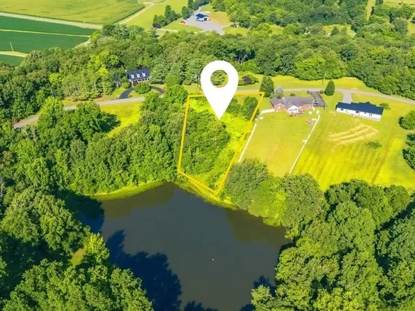 235 Blueberry Rd, Sturgis, KY 42459