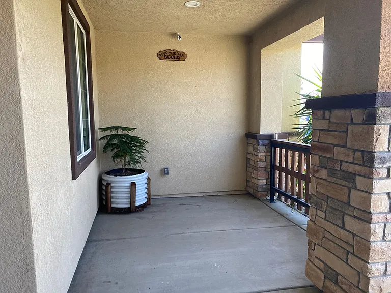 2493 N Rock Creek Dr — Photo 5