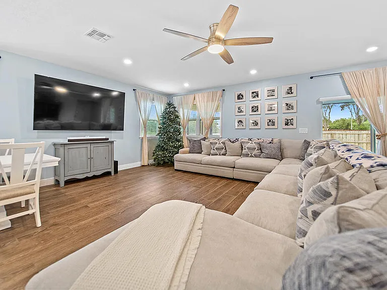 4662 SW Bradbury St — Photo 14