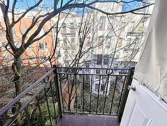 Rented by Century 21 Premier 