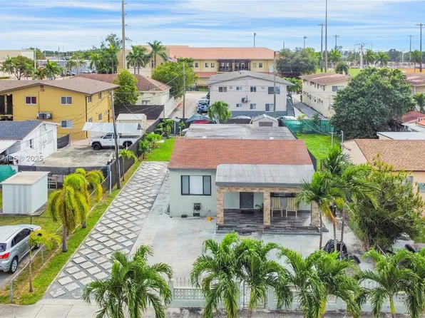 822 W 30th St, Hialeah, FL 33012