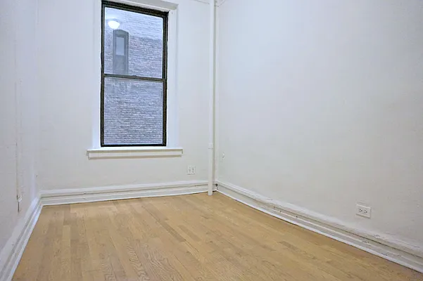 Rented by Metropolitan Equities | media 15