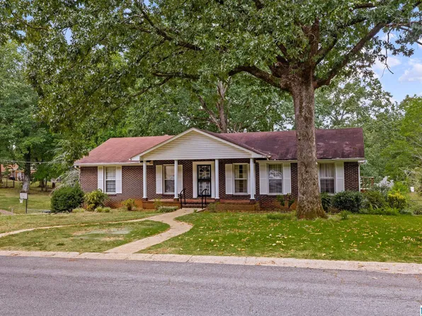 818 Sherman Oaks Dr, Birmingham, AL 35235