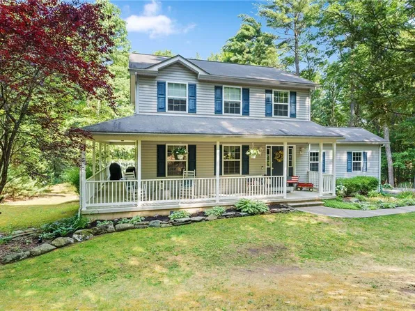 2638 Sawdust Dr, Saylorsburg, PA 18353