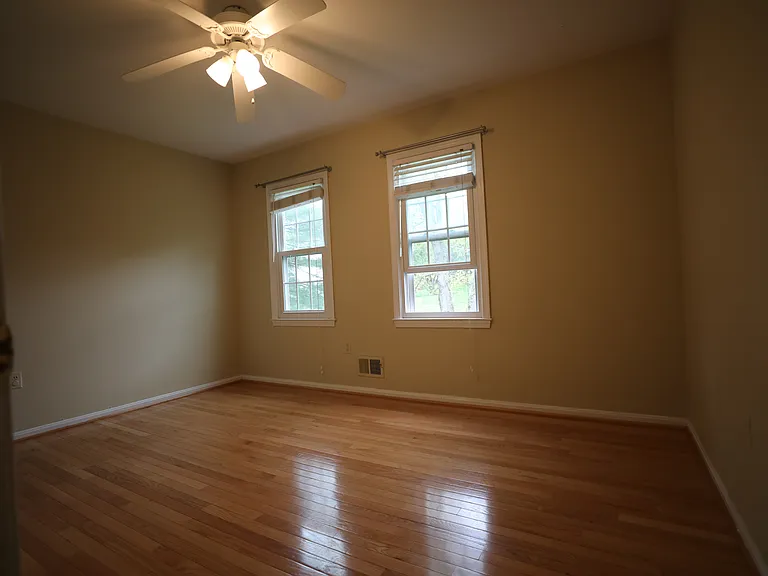 10052 Colebrook Ave — Photo 23