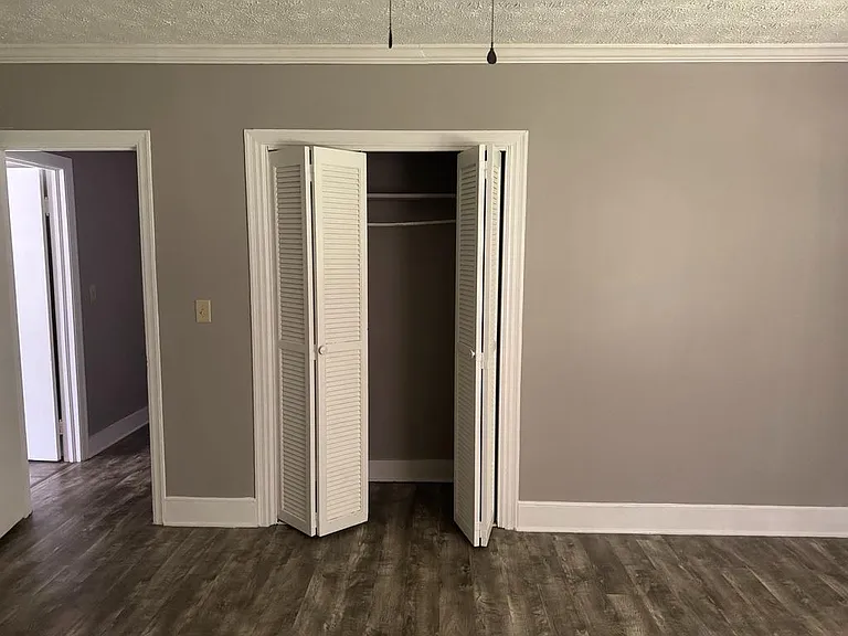Unit Photo