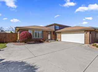 8450 Anvil Pl, Tinley Park, IL 60487