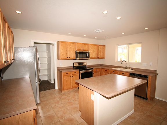 4th image of 12611 N 58th Dr