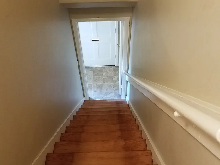7776 N Interstate Ave #17 — Photo 8