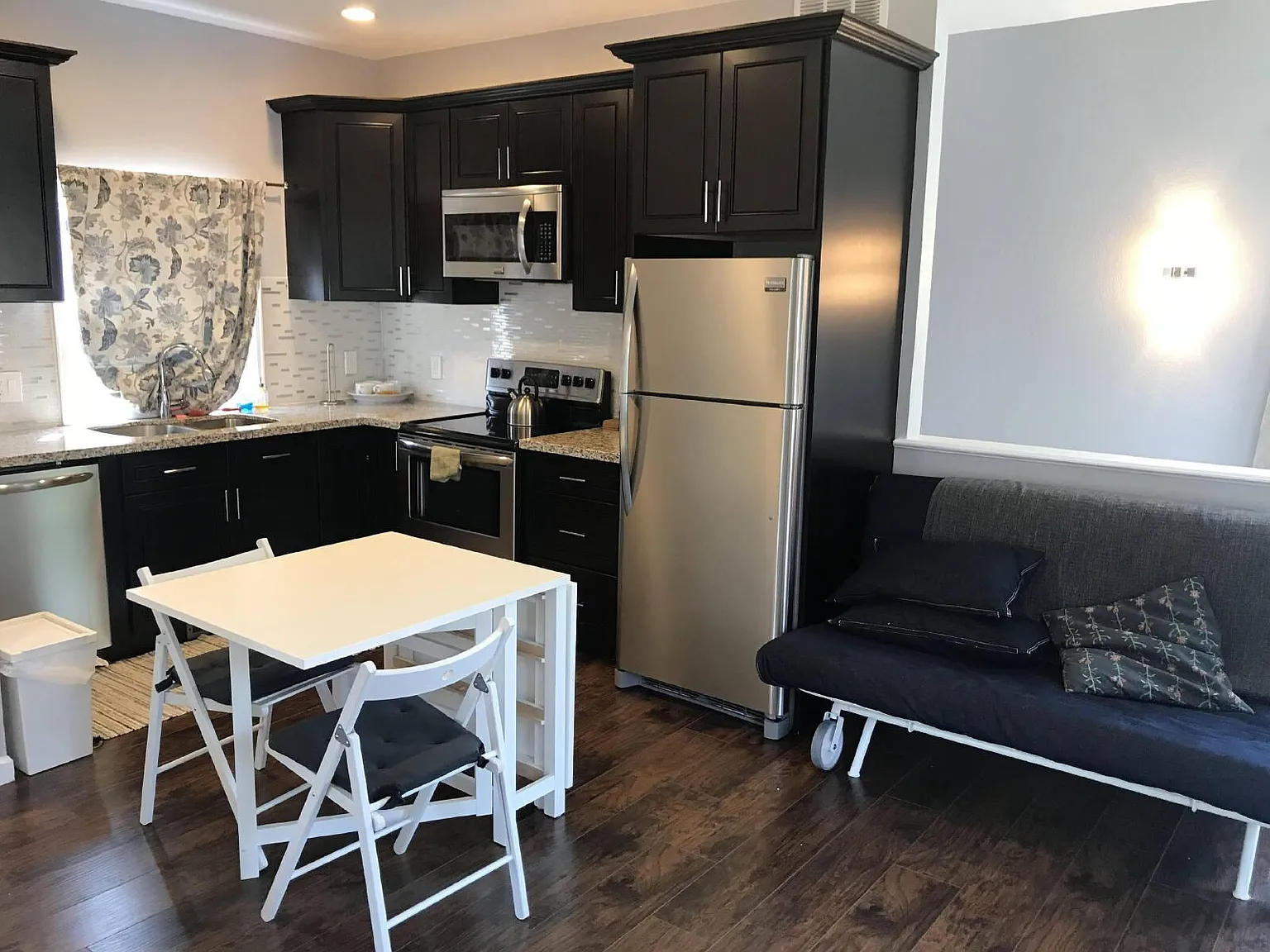 1 bed, 1.0 bath, 650 sqft, $1,650 — Photo 1