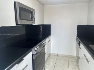 1340 W 41st St APT 101, Hialeah, FL 33012