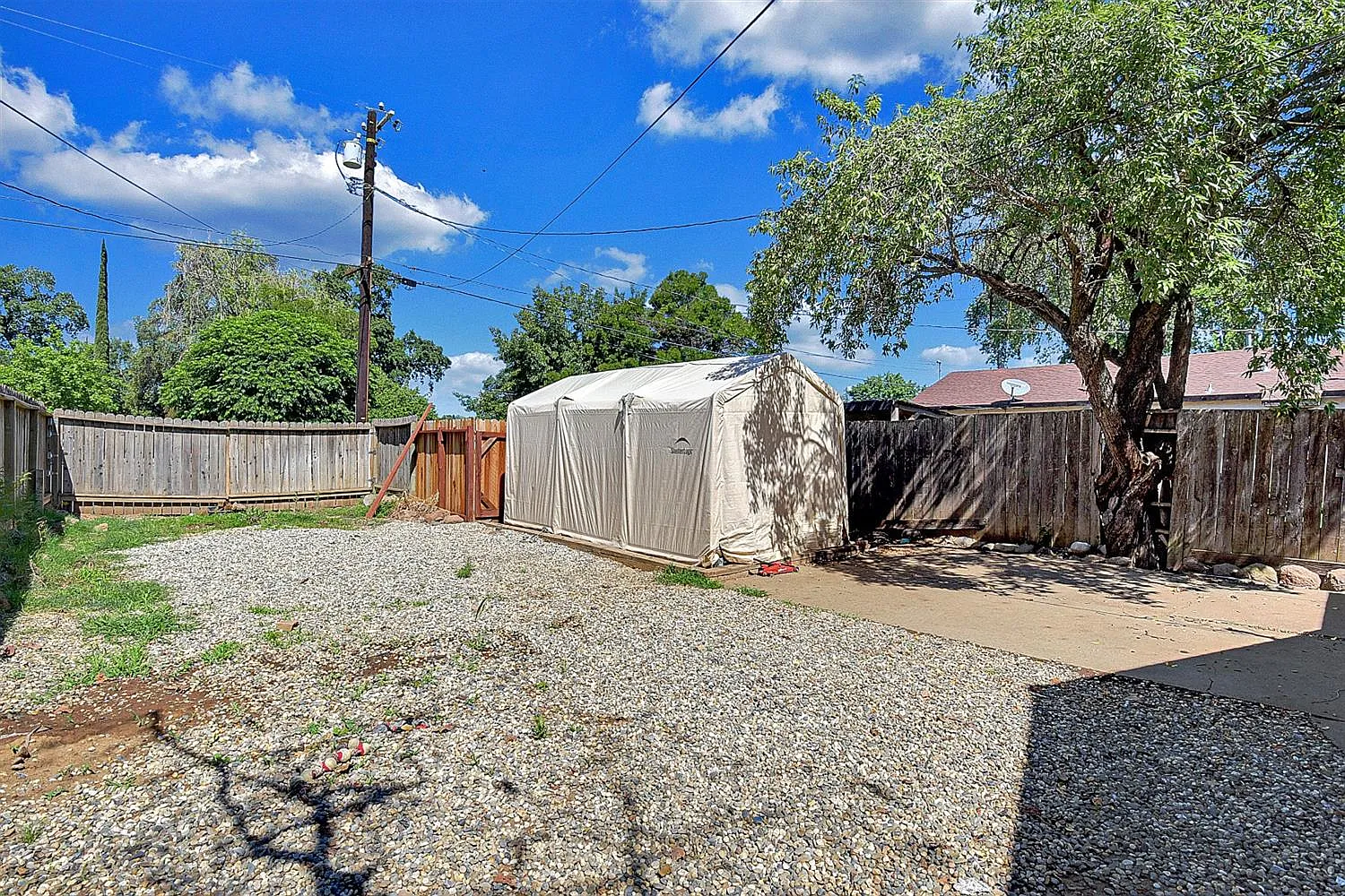 2 bed, 740 sqft, $1,600 — Photo 4