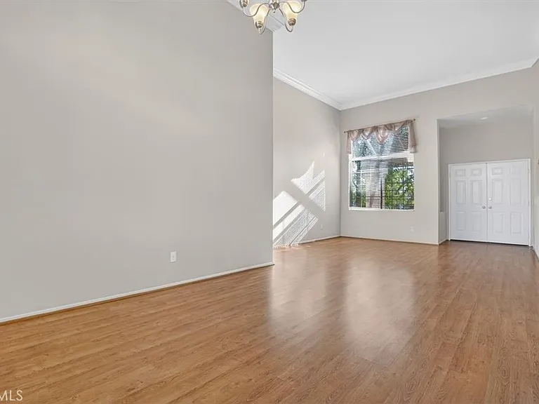 2620 Taylor Ave — Photo 5