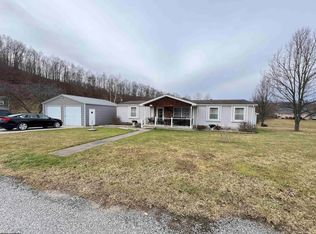 125 Willow Ln, Beverly, WV 26253
