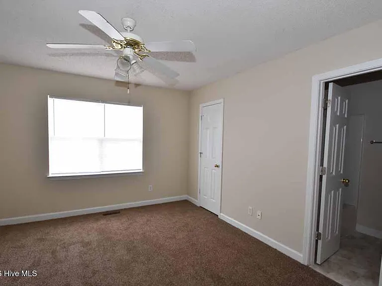 1231 Westridge Ct #A — Photo 12