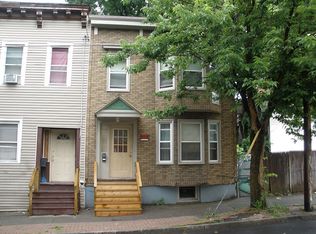 304 1st St, Albany, NY