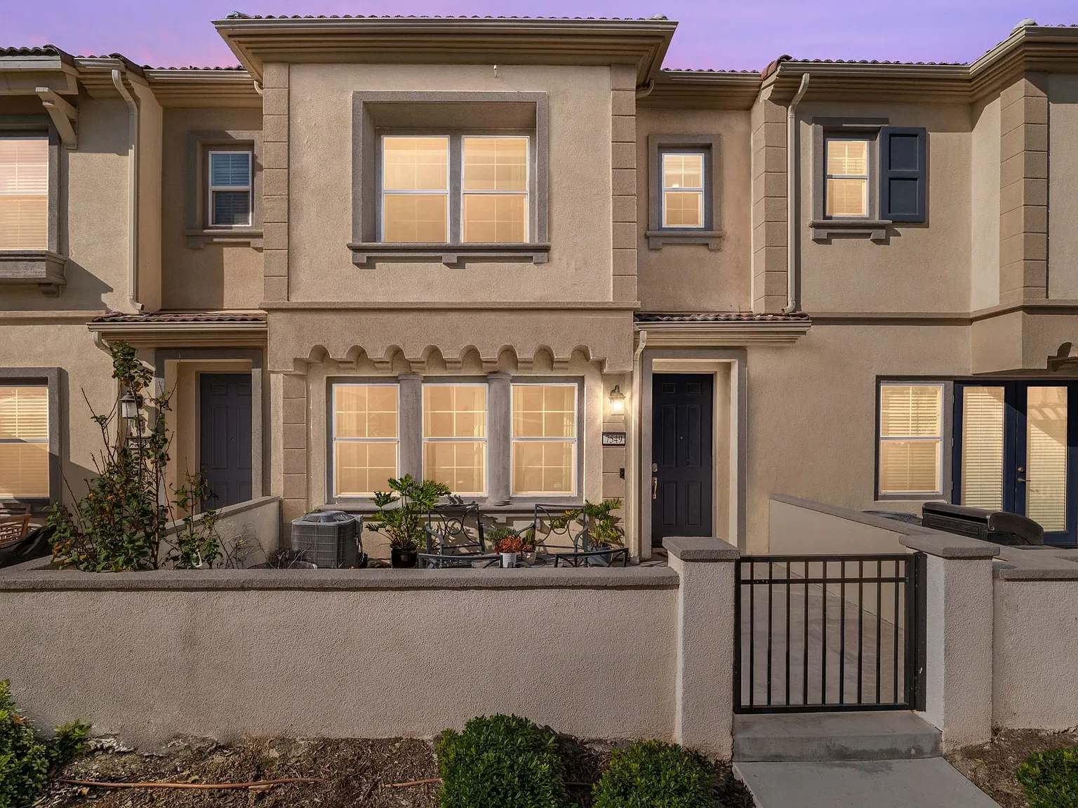 3 bed, 1485 sqft, $3,400 — Photo 2