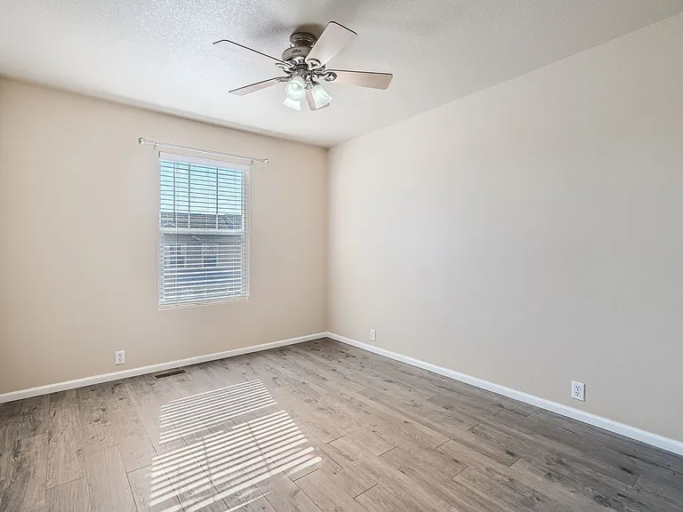 7669 Sandy Springs Point — Photo 6