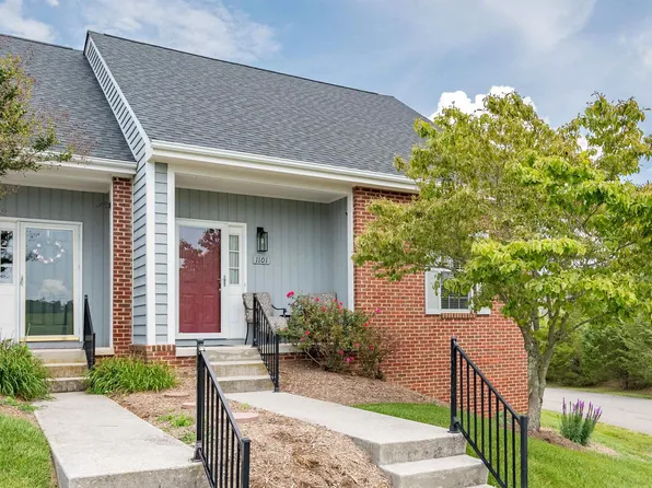 1101 Cedar Ridge Dr, Radford, VA 24141