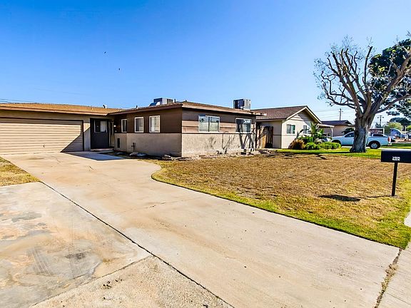 2nd image of 908 Roberts Ln