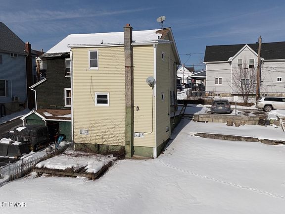 5th image of 1509 Division St