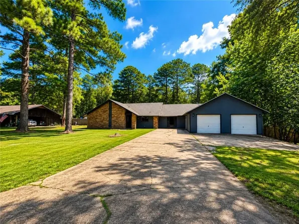4410 Walden Dr, Pineville, LA 71360