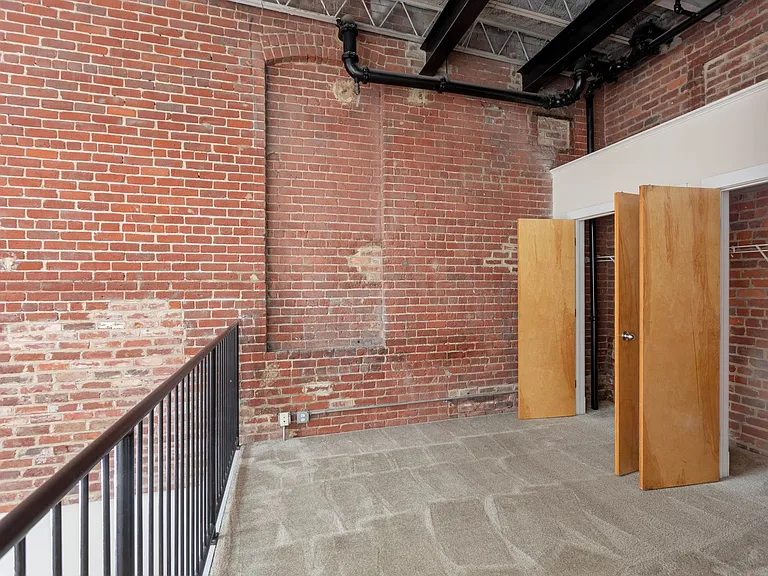 Cornish Brewery Apartment Homes — Photo 63