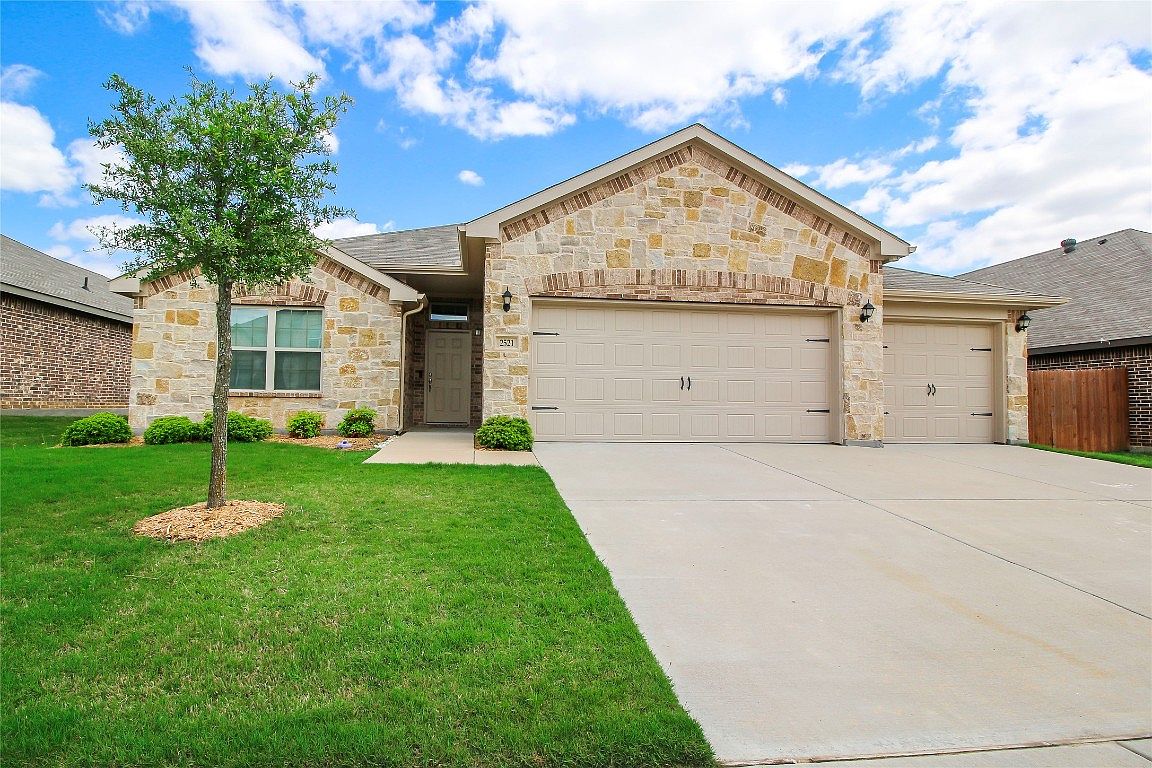 2521 Weatherford Heights Dr, Weatherford, TX 76087 Zillow