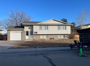 86 Radcliff Ln, Pueblo, CO 81005