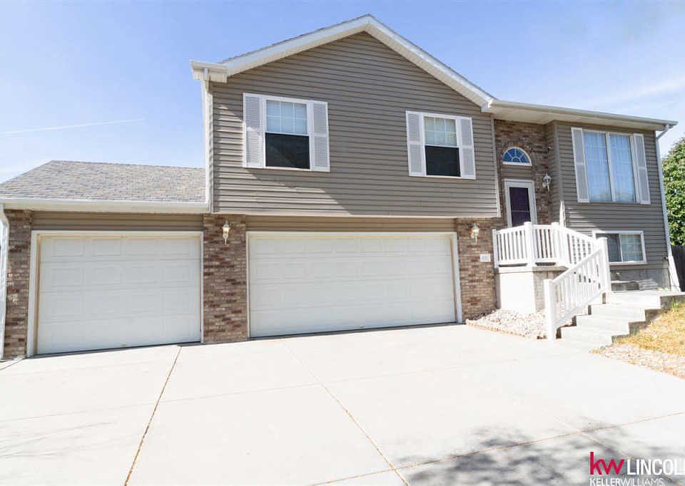 1st image of 1010 W Welter Dr