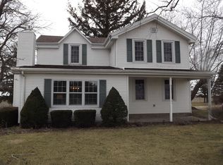 1633 N 600 East Rd, Gilman, IL 60938