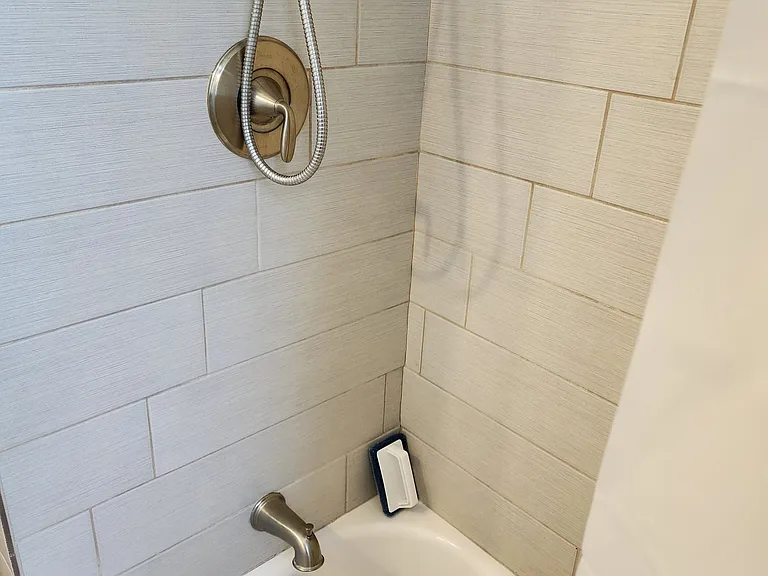 56 Hoerner Ave #B — Photo 18