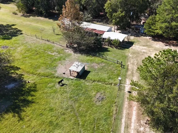 2250 County Road 777, Buna, TX 77612