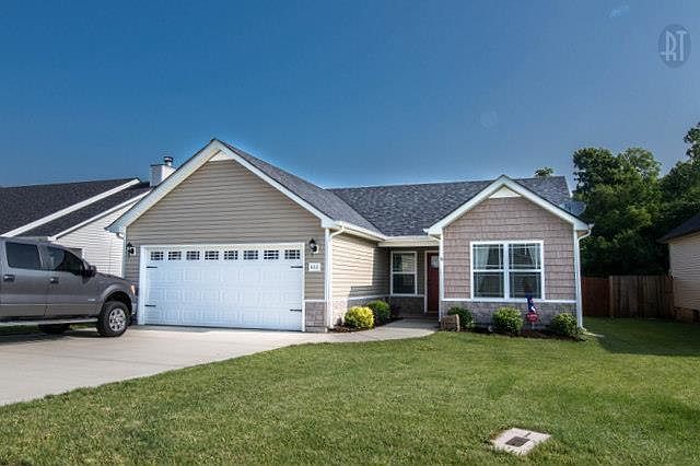 1st image of 632 Fox Hound Dr