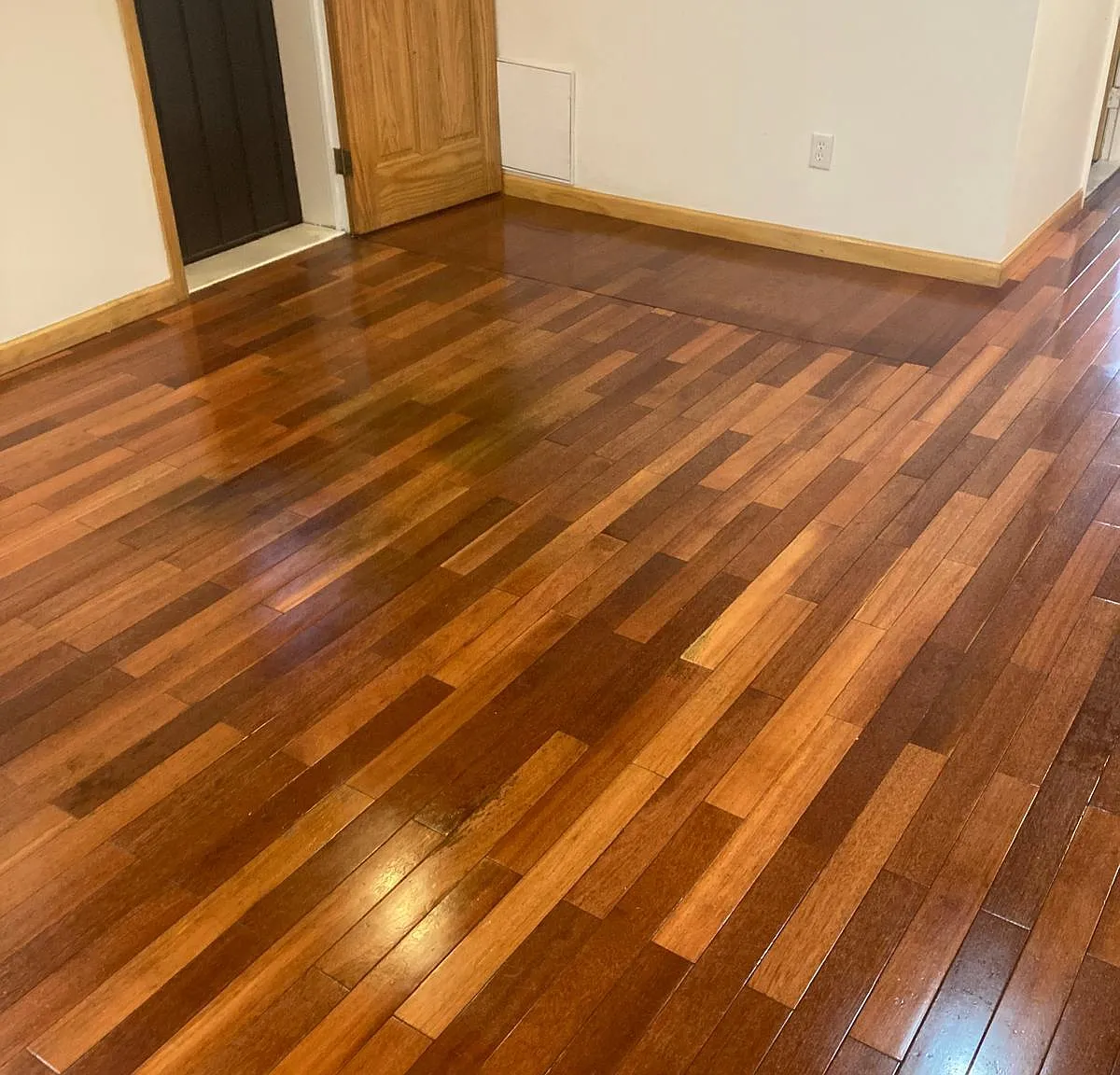 4 bed, $3,300 — Photo 1