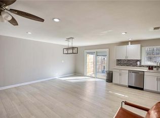 115 Hollybrook Rd, Atlanta, GA 30349