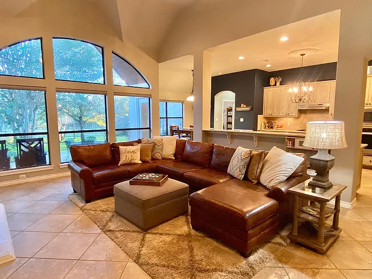 9504 Palmbrook Dr — Photo 4