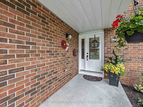 5th image of 25 Tamblyn Cres