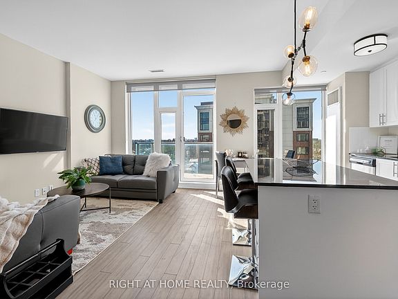 3rd image of 118 Holmwood Ave #806