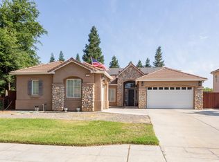 351 W Gibson Ave, Clovis, CA
