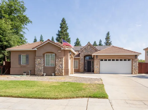 351 W Gibson Ave, Clovis, CA 93612