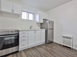 1711 Kingston Rd #B5, Toronto, ON M1N1S8