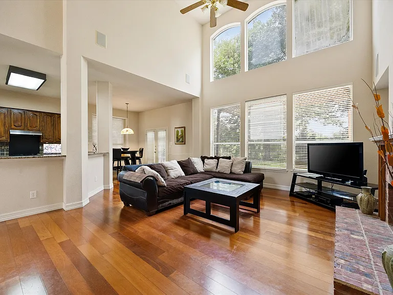 1108 Big Canyon Dr — Photo 15
