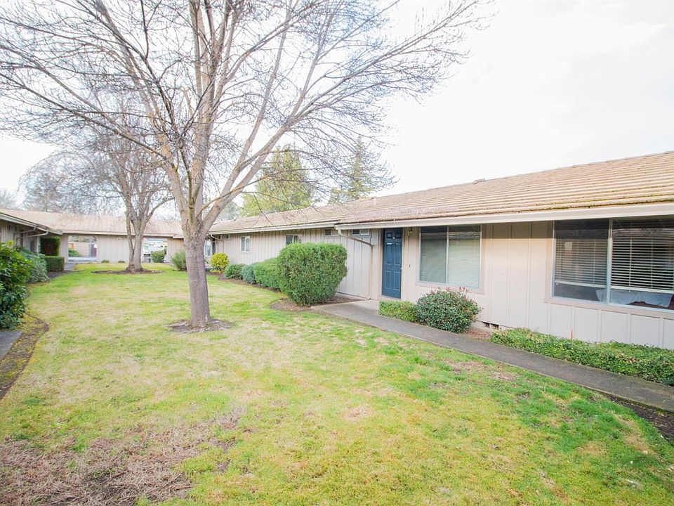 1st image of 300 Shafer Ln APT B3