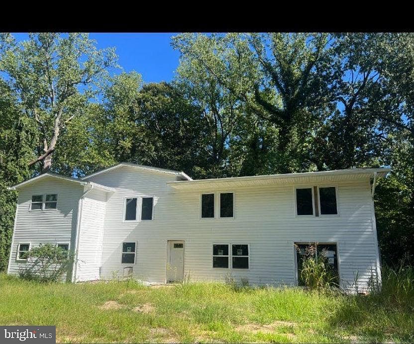1st image of 2710 Scientists Cliffs Rd