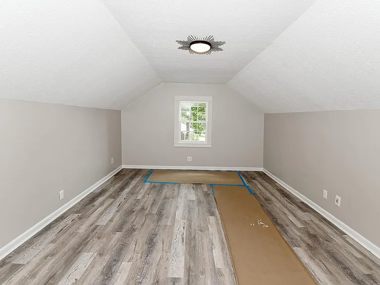 7981 State Rd — Photo 29