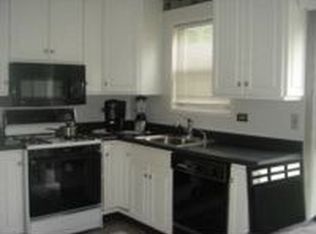 157 Campbell Dr, Bolingbrook, IL 60440