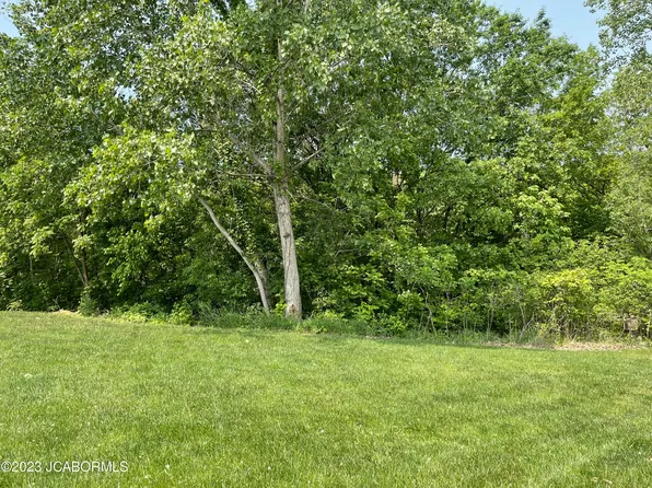 315 & 317 Travis Ct, Jefferson City, MO 65101