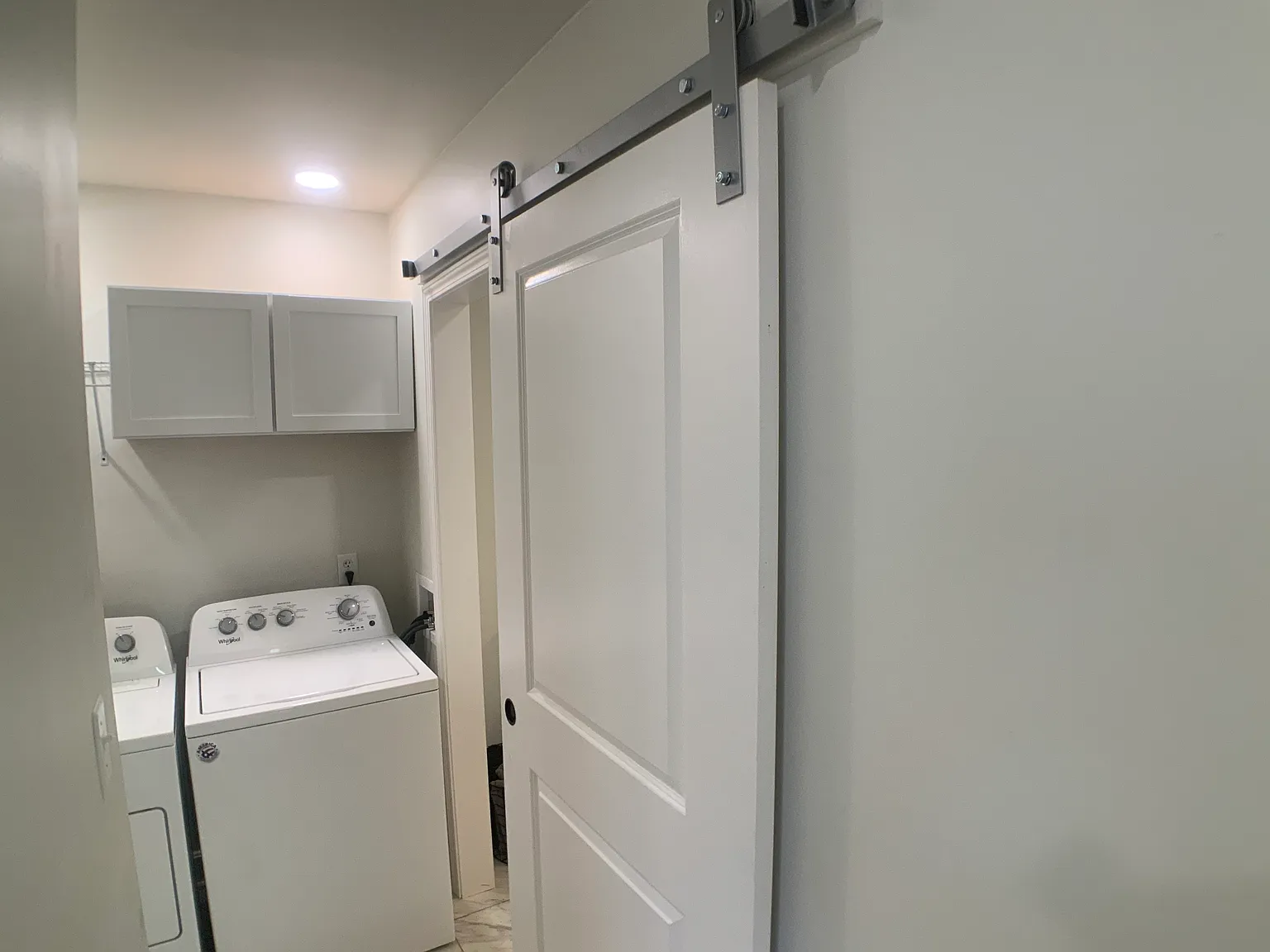 1 bed, 700 sqft, $1,800 — Photo 4